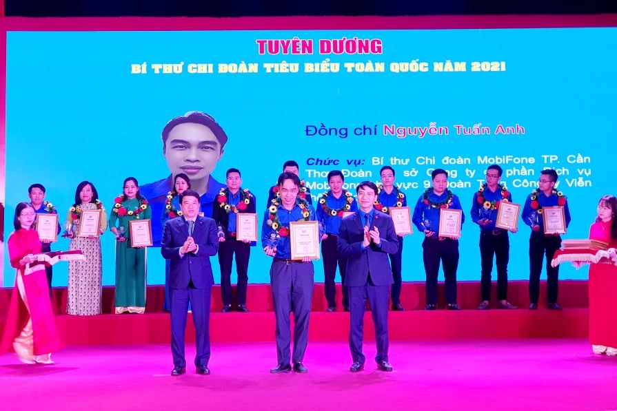 Tuyên dương chi đoàn, bí thư chi đoàn tiêu biểu Khối Doanh nghiệp Trung ương giai đoạn 2018-2020
