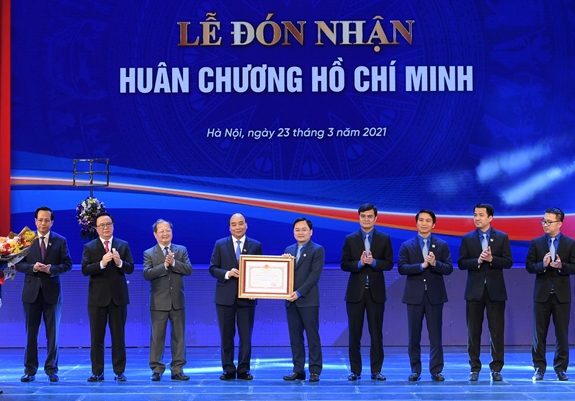 Vinh quang lớn lao, trách nhiệm nặng nề