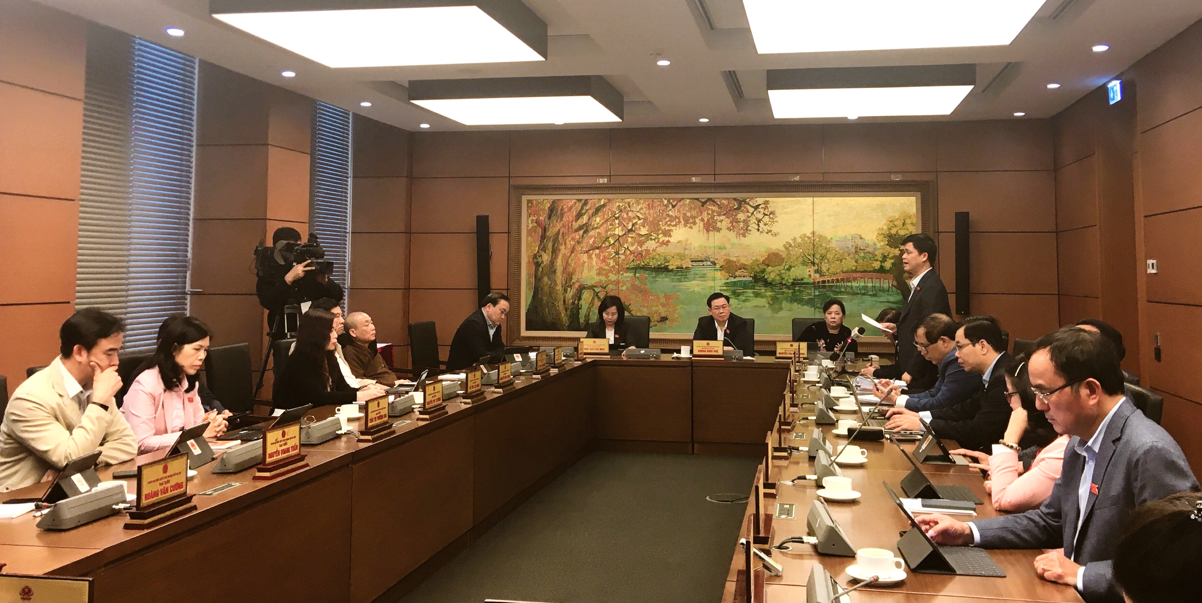 Xây dựng Quốc hội điện tử sẽ là một 