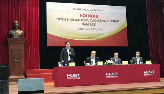 Nhiều điểm mới về tuyển sinh đại học, cao đẳng năm 2021 được bàn luận