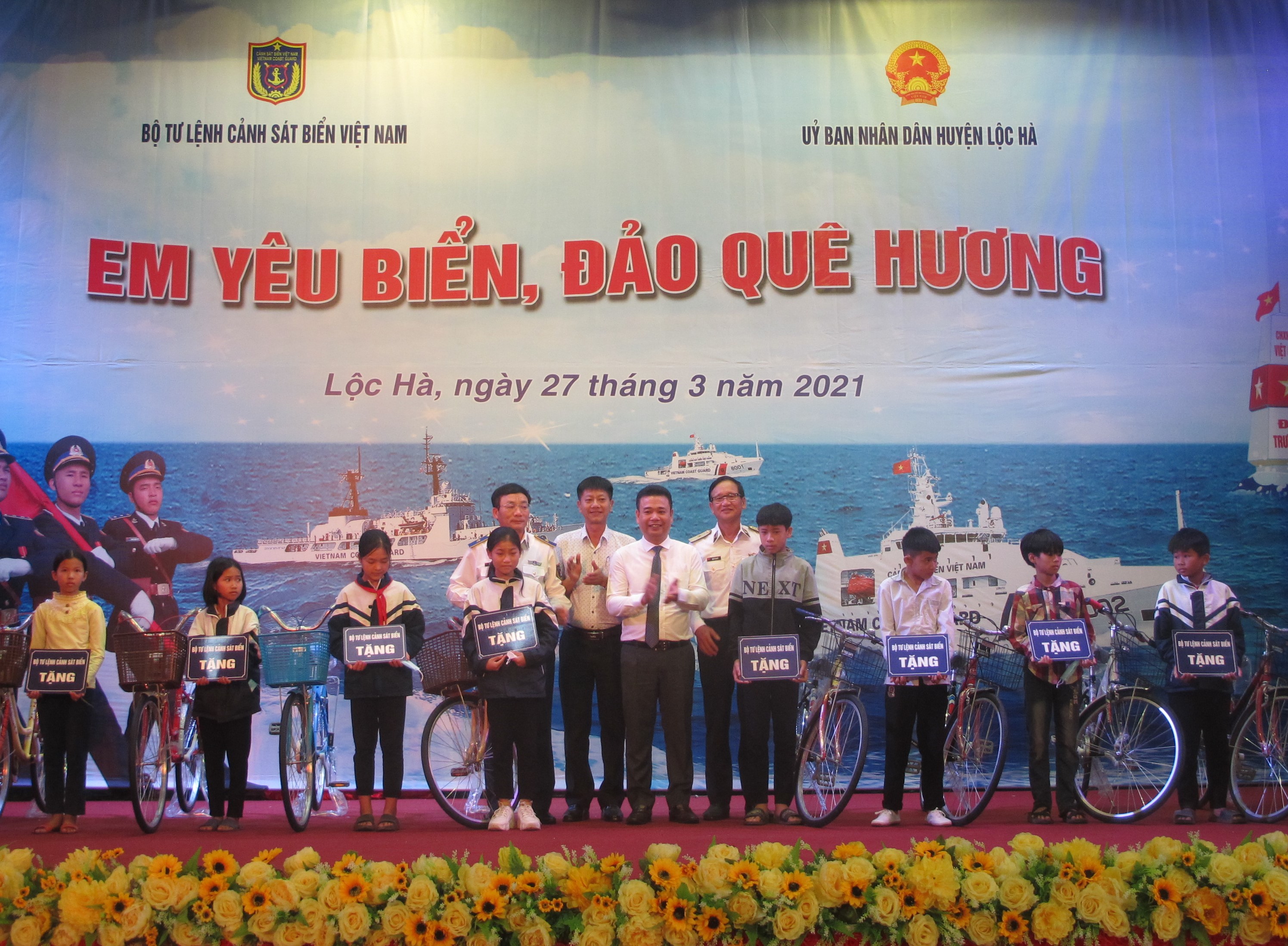 Tổ chức cuộc thi “Em yêu biển đảo quê hương” tại Hà Tĩnh