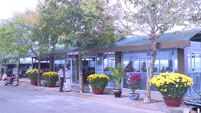 “CÀ PHÊ DOANH NHÂN”