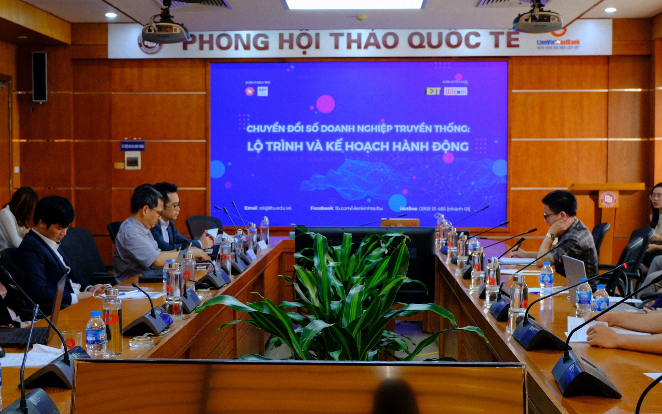 Tìm phương thức tổng thể để doanh nghiệp chuyển đổi số thành công