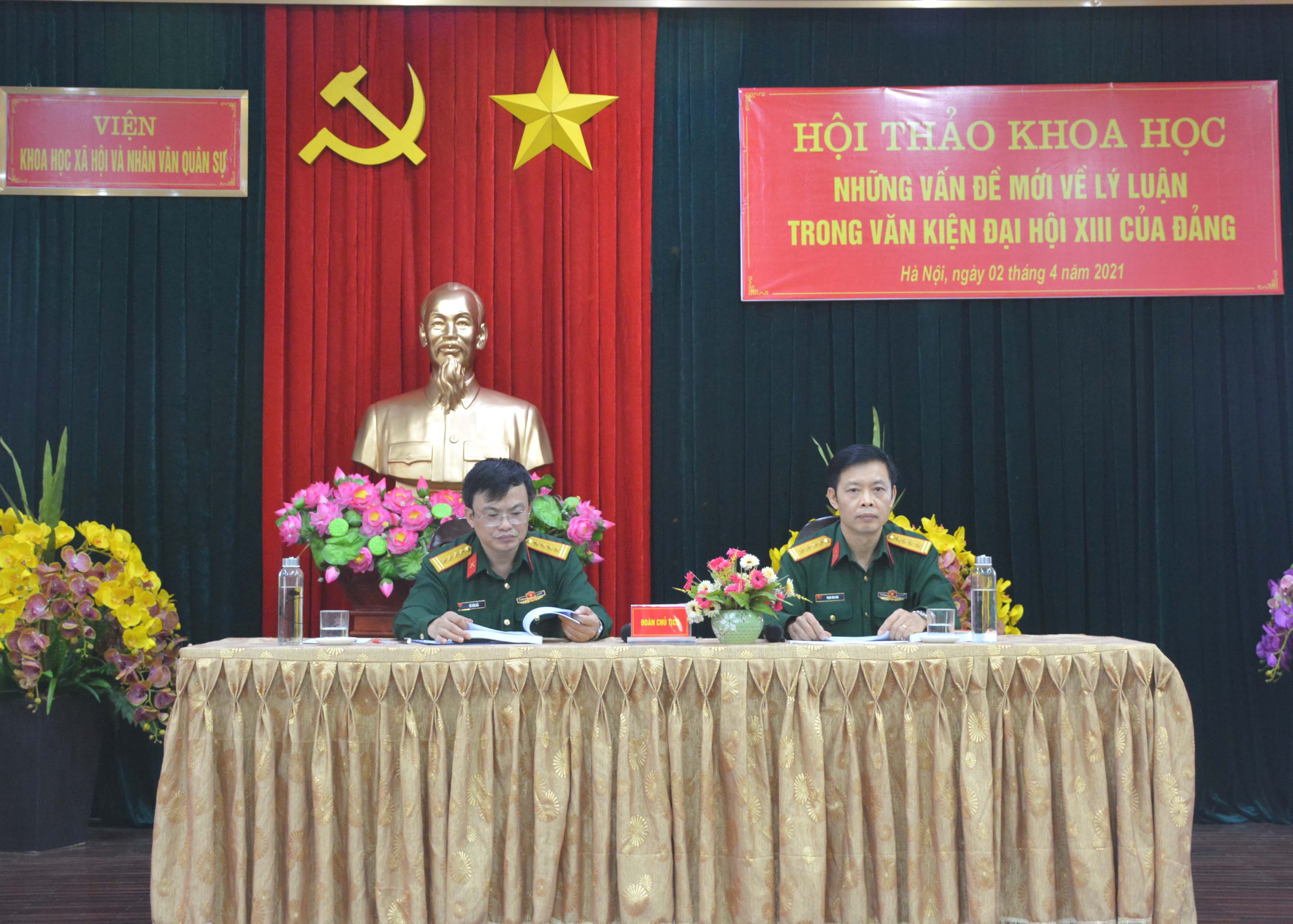 Làm rõ những vấn đề mới về lý luận trong văn kiện Đại hội XIII của Đảng