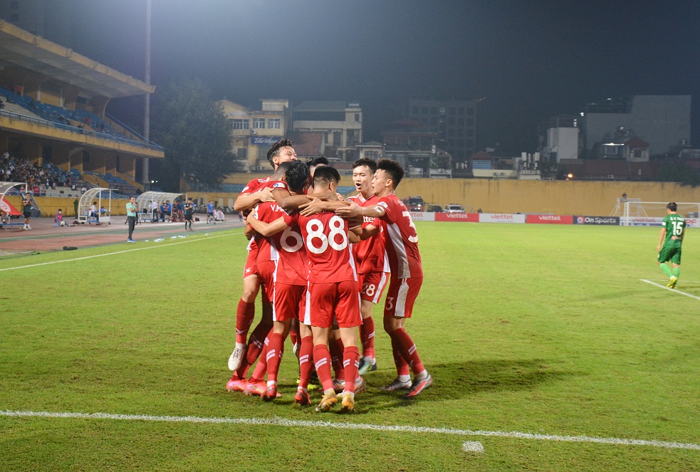 Viettel FC dễ dàng đánh bại Sài Gòn FC 


