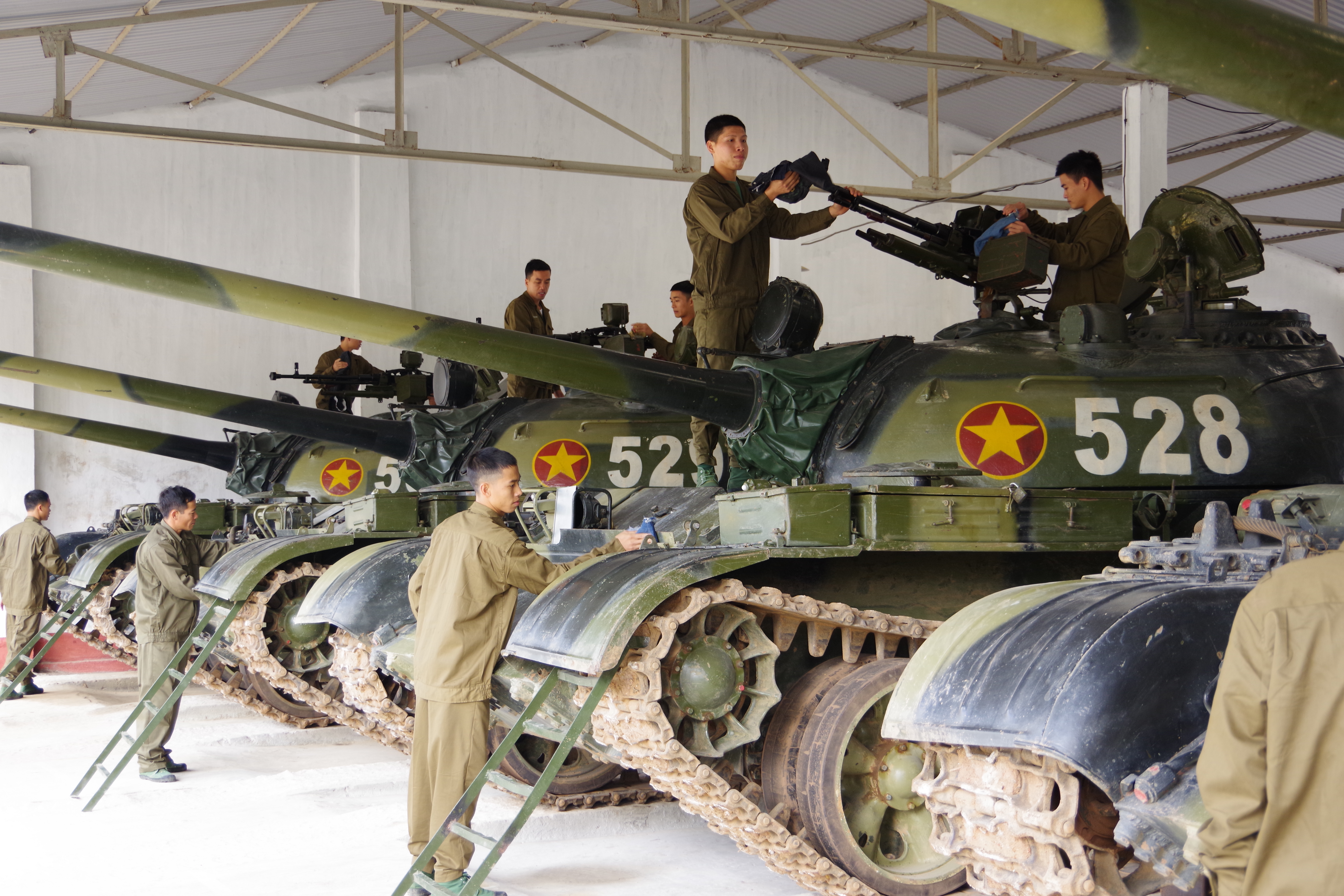 Bài 1: Quán triệt sâu sắc, chỉ đạo sát sao