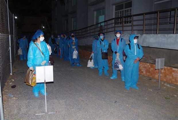 Việt Nam ghi nhận 2 ca mắc mới được cách ly ngay sau nhập cảnh