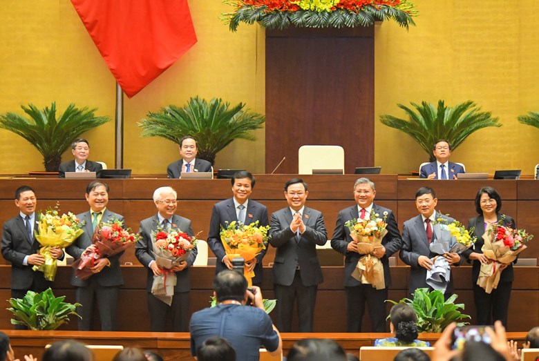 Quốc hội đồng ý miễn nhiệm Phó chủ tịch nước đối với đồng chí Đặng Thị Ngọc Thịnh