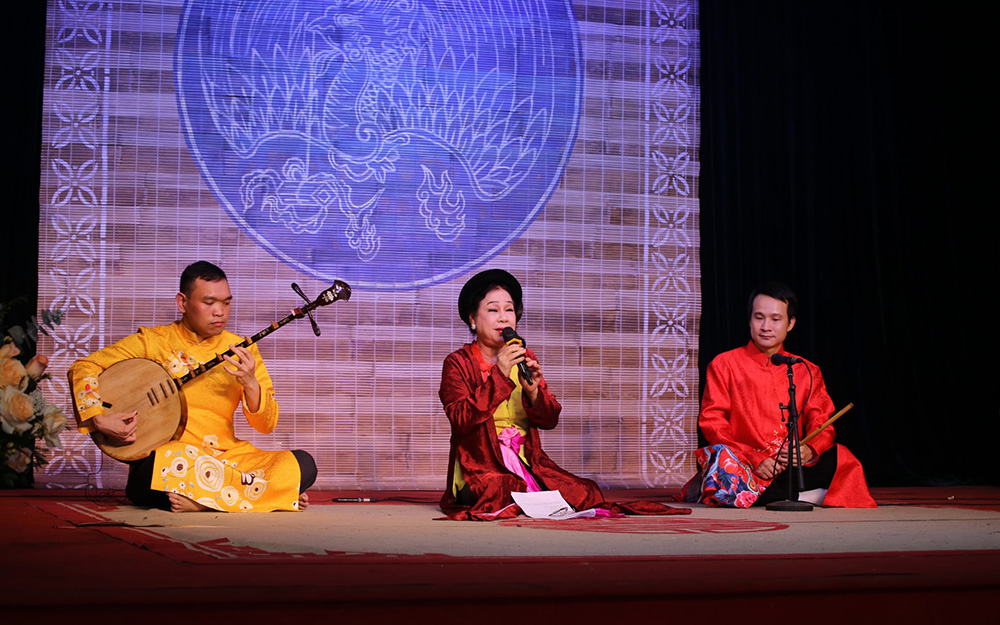 LƯU GIỮ MẠCH NGUỒN VĂN HÓA DÂN TỘC