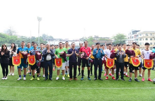 Sôi nổi Giải bóng đá chào mừng 10 năm Ngày truyền thống Trung tâm Phát thanh – Truyền hình Quân đội 
