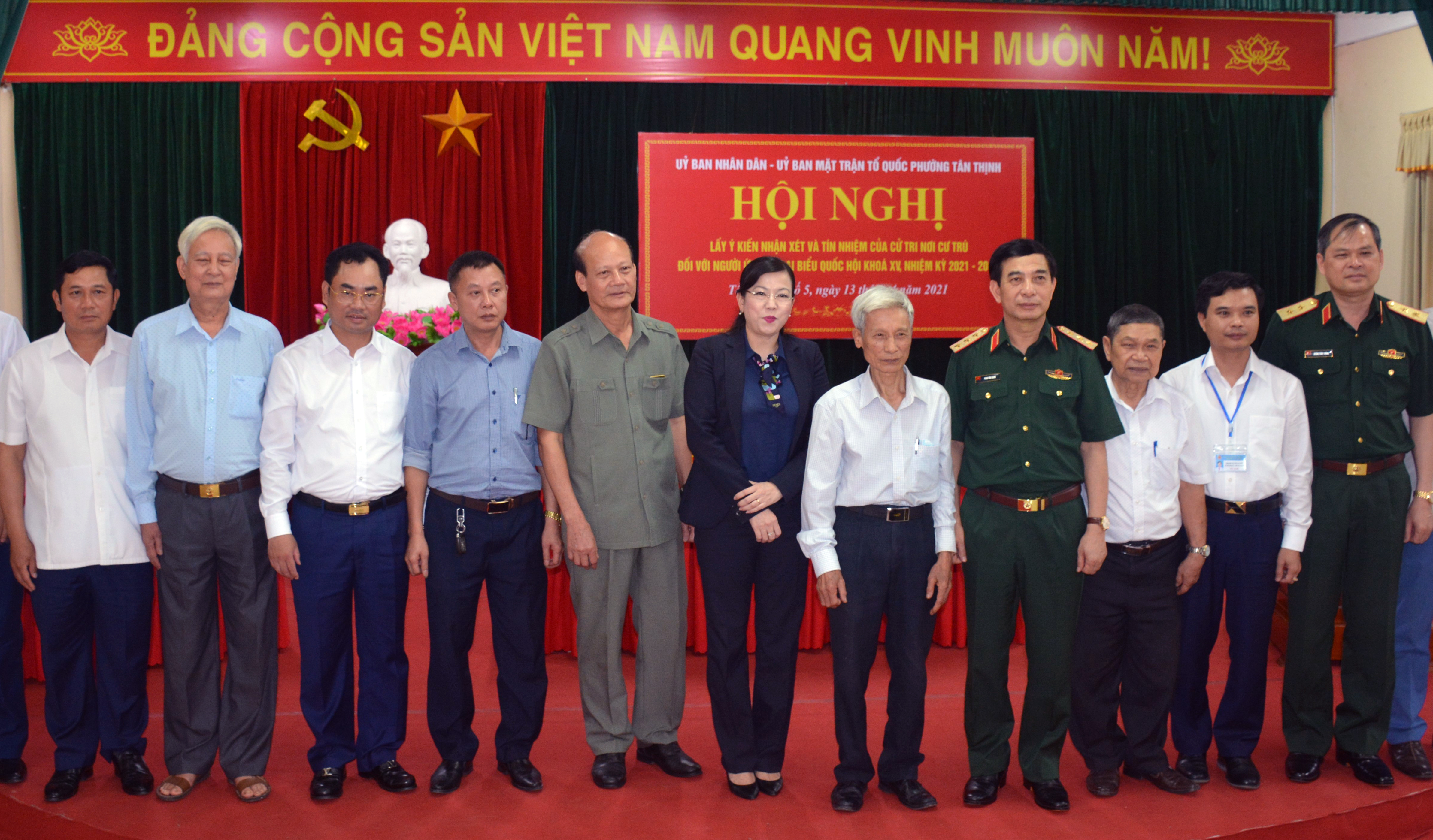 100% cử tri nơi cư trú nhất trí giới thiệu Thượng tướng Phan Văn Giang ứng cử đại biểu Quốc hội

