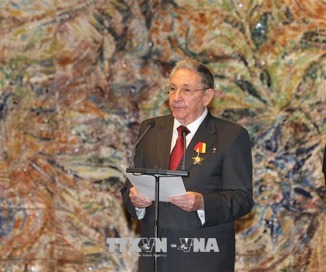 Đại tướng Raúl Castro thông báo rời cương vị lãnh đạo Đảng Cộng sản Cuba