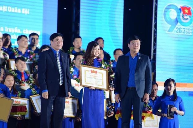 Giải thưởng Lý Tự Trọng- Động lực nuôi dưỡng tài năng cô giáo trẻ