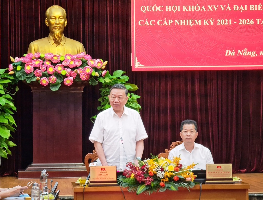 Đồng chí Tô Lâm kiểm tra, giám sát công tác bầu cử tại TP Đà Nẵng