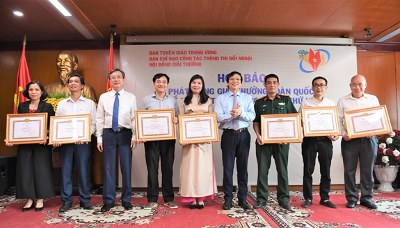 Phát động Giải thưởng toàn quốc về thông tin đối ngoại lần thứ VII