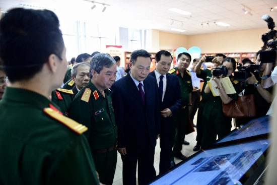 Khai mạc tuần lễ sách và văn hóa đọc trong Quân đội năm 2021