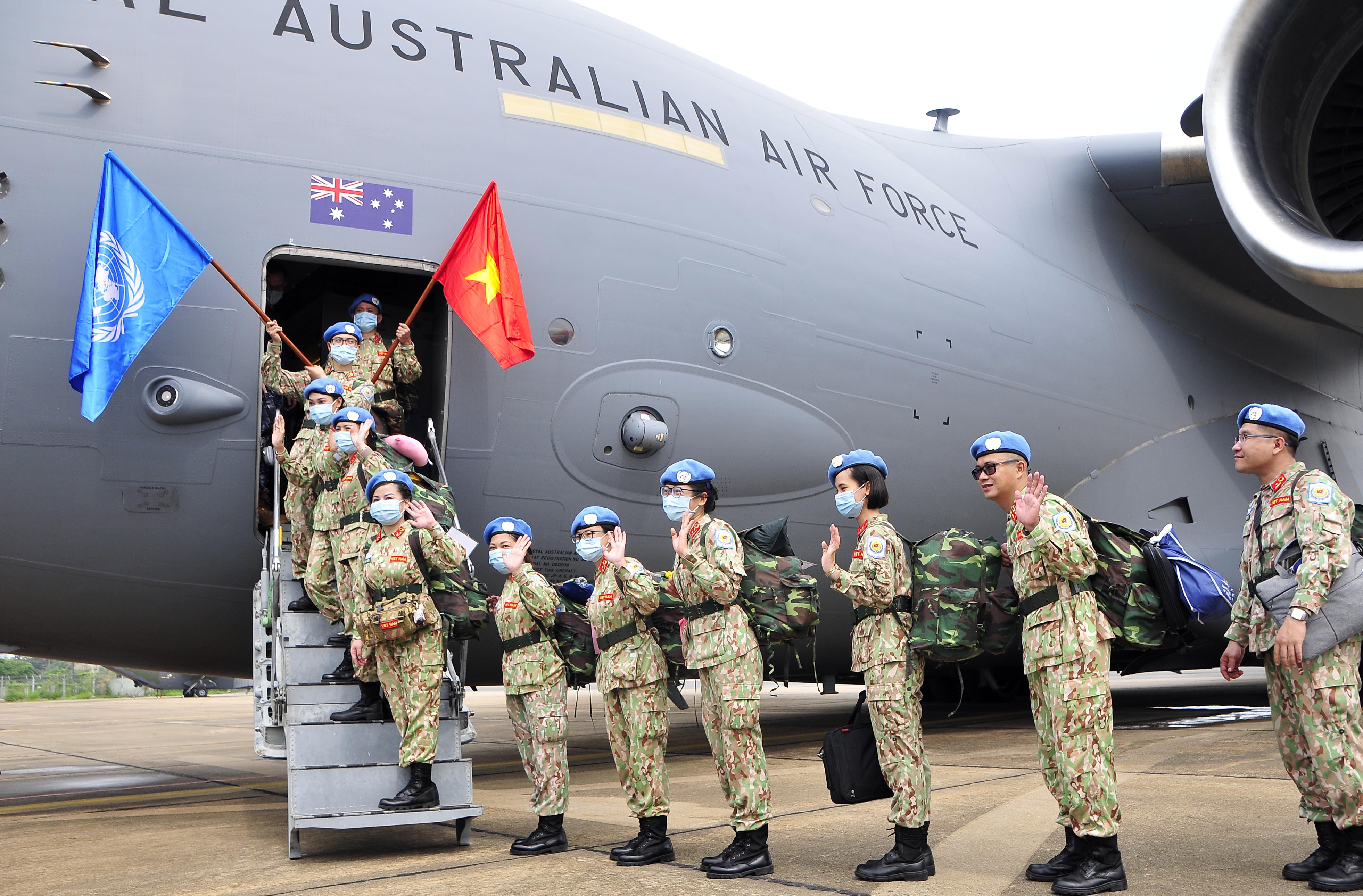 Bệnh viện Dã chiến cấp 2 số 3 lên đường thực hiện nhiệm vụ quốc tế đợt 2