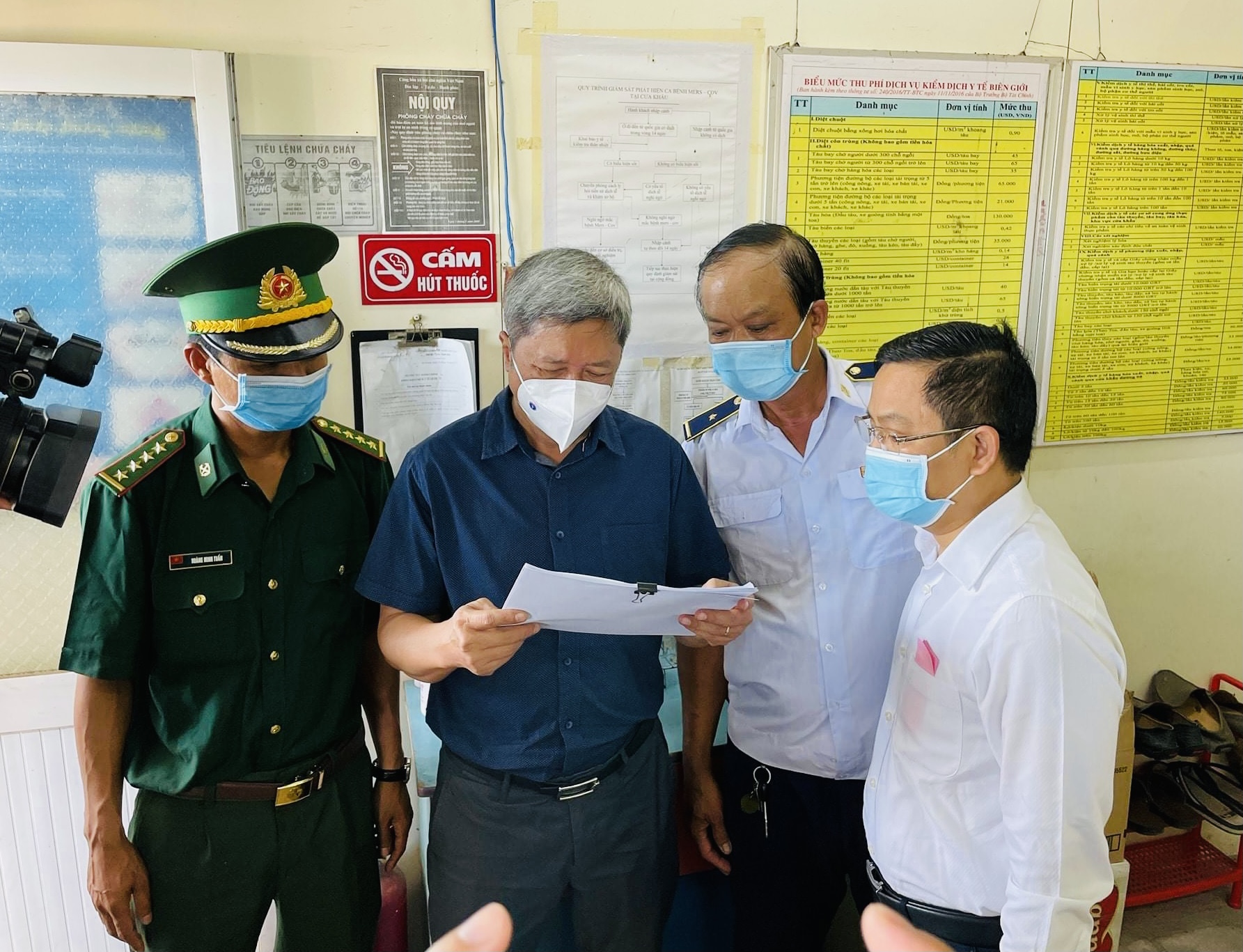 Siết chặt đường biên giới để ngăn chặn nguy cơ dịch Covid-19 xâm nhập 