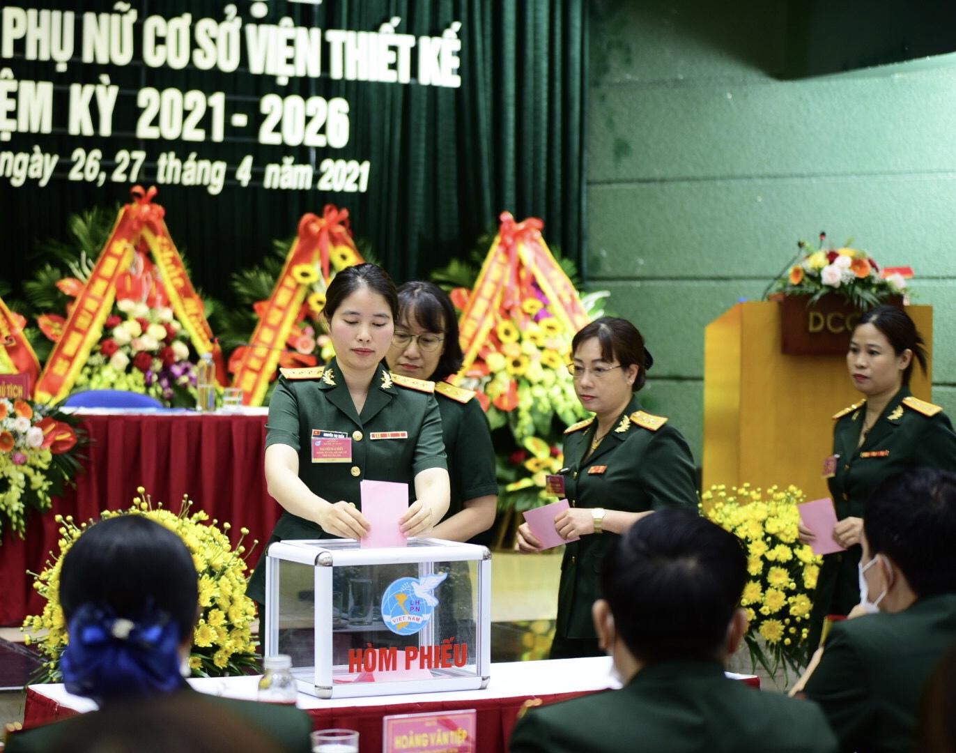 Phong trào phụ nữ Viện Thiết kế Bộ Quốc phòng có nhiều đổi mới, sáng tạo, chuyển biến tích cực