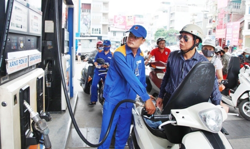 Giá xăng, dầu tăng nhẹ