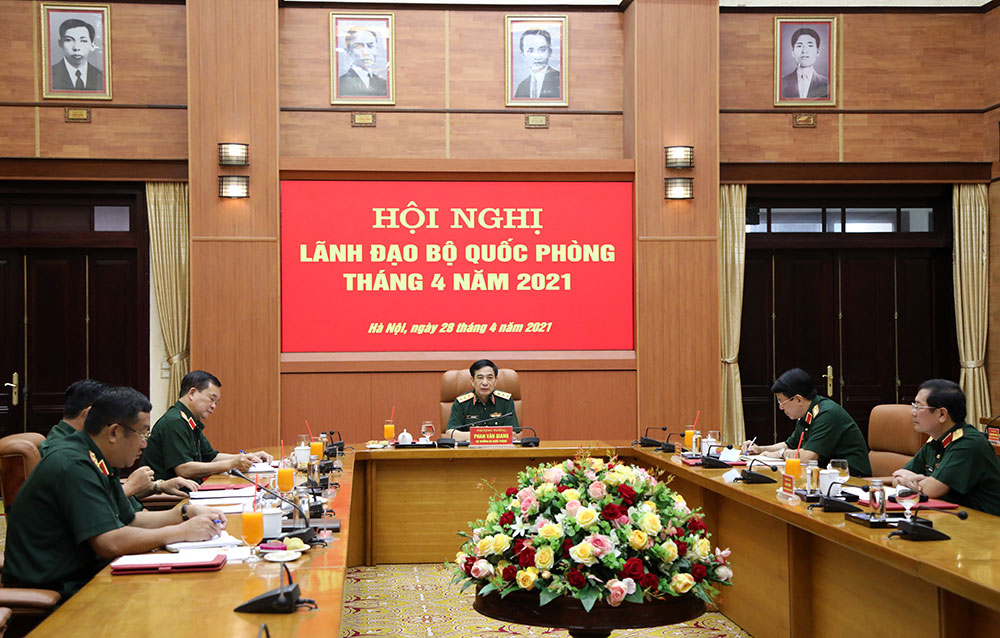 Triển khai đồng bộ, hoàn thành toàn diện nhiệm vụ quân sự, quốc phòng