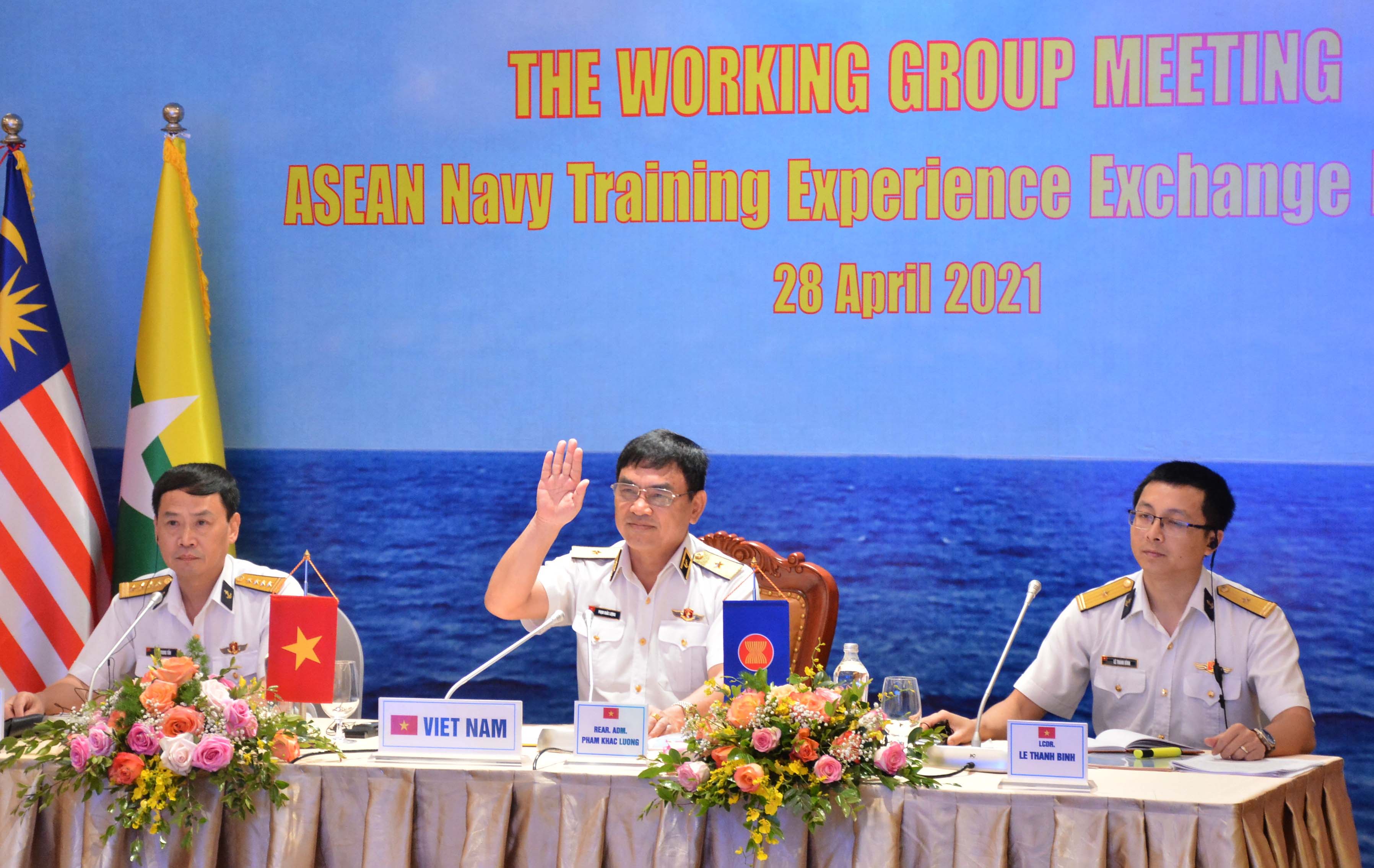 Hội nghị Nhóm làm việc Chương trình Trao đổi kinh nghiệm huấn luyện Hải quân các nước ASEAN