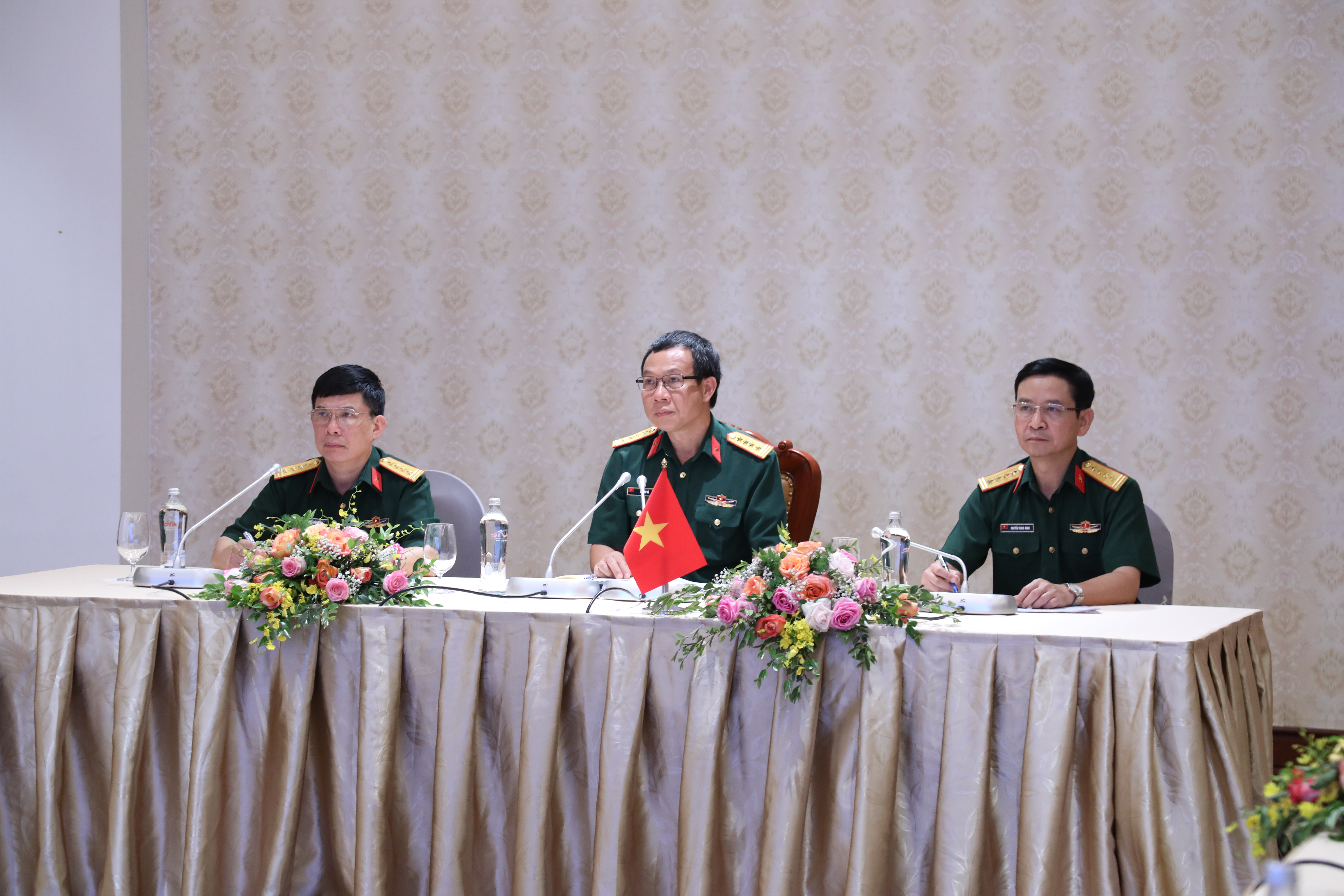 Việt Nam tham dự hội nghị quốc tế trực tuyến về khoa học quân sự