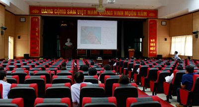 Có những đối tượng nào dễ bị nhiễm ký sinh trùng gây bệnh sốt rét ở Việt Nam?
