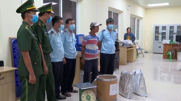 Phối hợp, phát hiện, bắt giữ 1.117 vụ việc buôn lậu, gian lận thương mại

