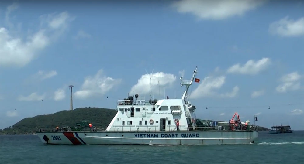 Cảnh sát biển tăng cường tàu tuần tra phòng, chống dịch Covid-19