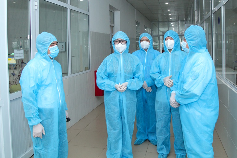 Vĩnh Phúc: Họp trong đêm, quyết tâm sớm ngăn chặn dịch Covid-19