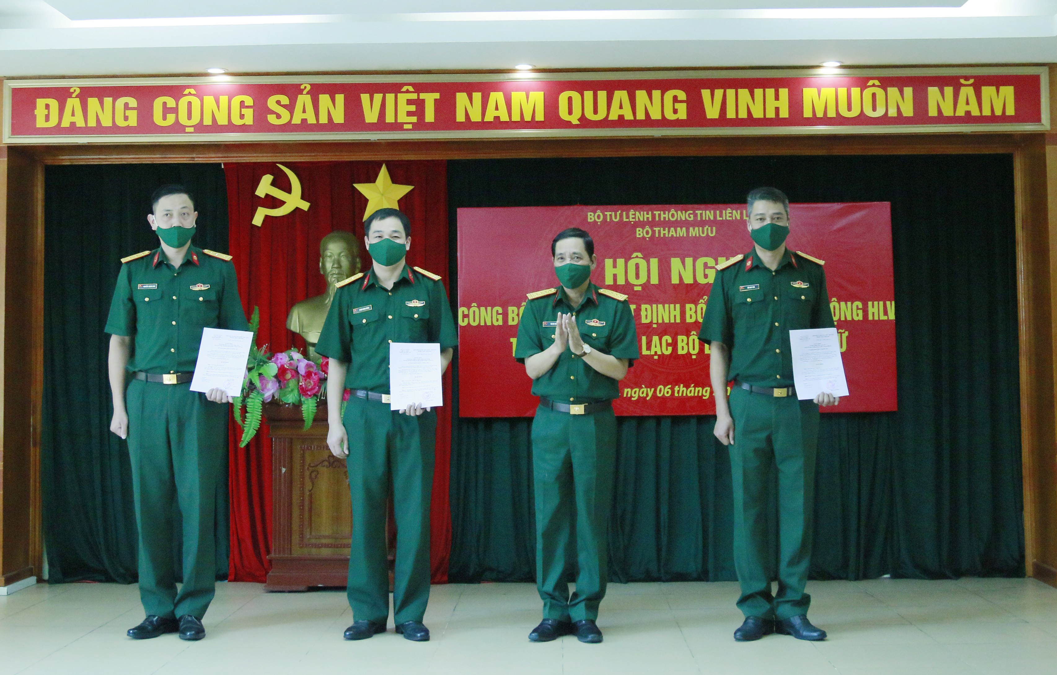 Câu lạc bộ bóng chuyền nữ Thông tin có Huấn luyện viên trưởng mới