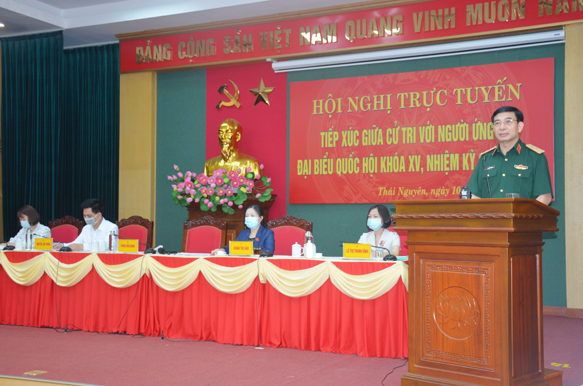 Bộ trưởng Phan Văn Giang dự Hội nghị trực tuyến tiếp xúc cử tri tại Thái Nguyên