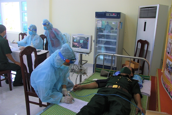 Bệnh viện Quân y 17 đẩy nhanh tiêm vaccine phòng Covid-19