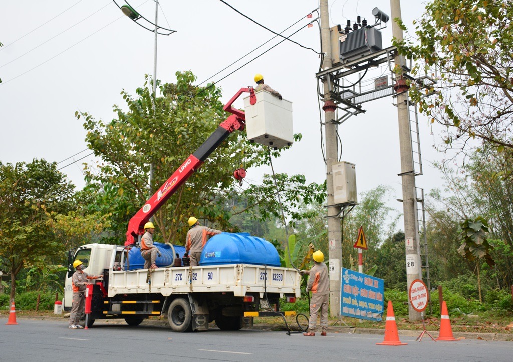 Công ty Điện lực Điện Biên đẩy mạnh thanh toán tiền điện không dùng tiền mặt