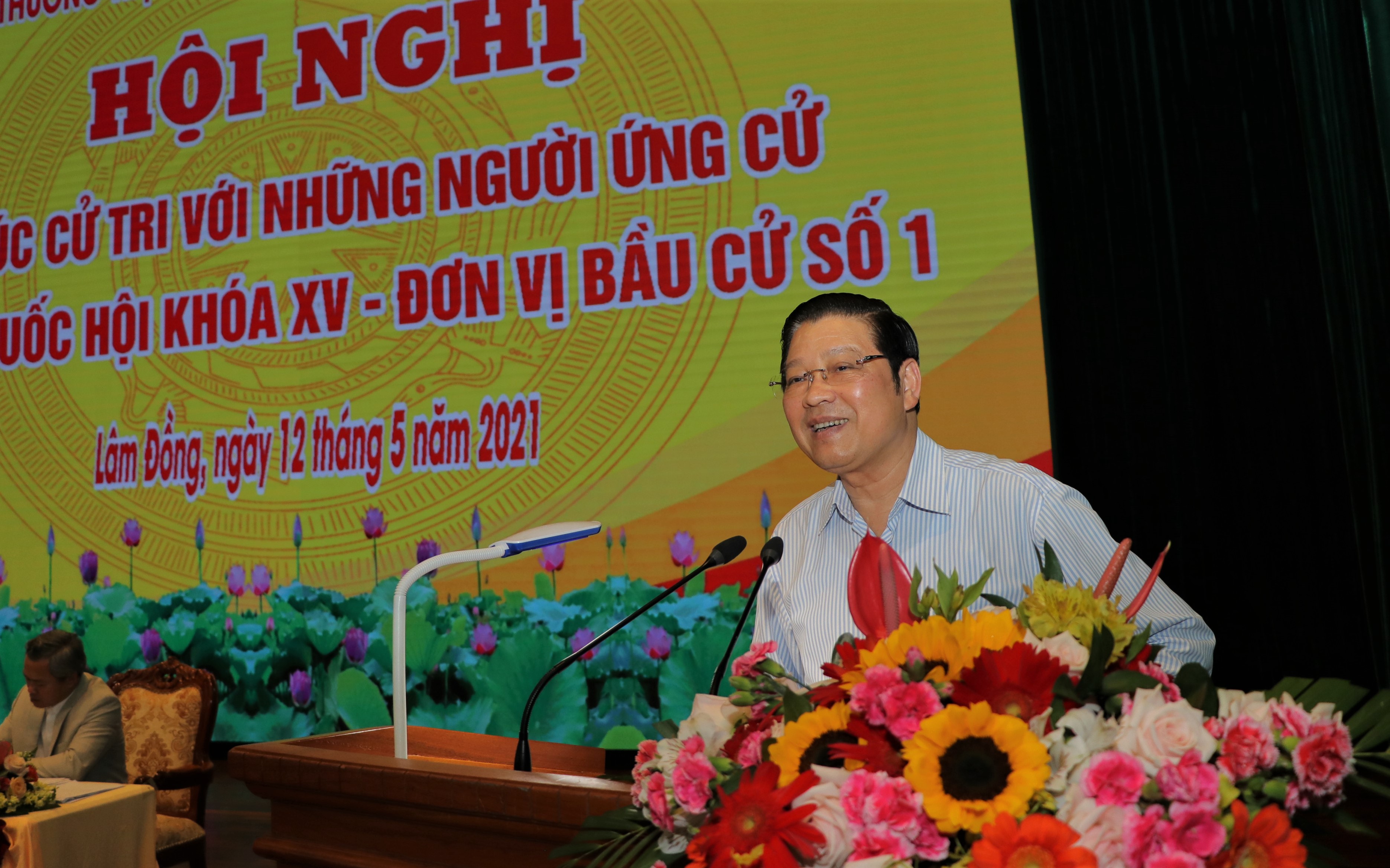 Đồng chí Phan Đình Trạc tiếp xúc cử tri tại Học viện Lục quân