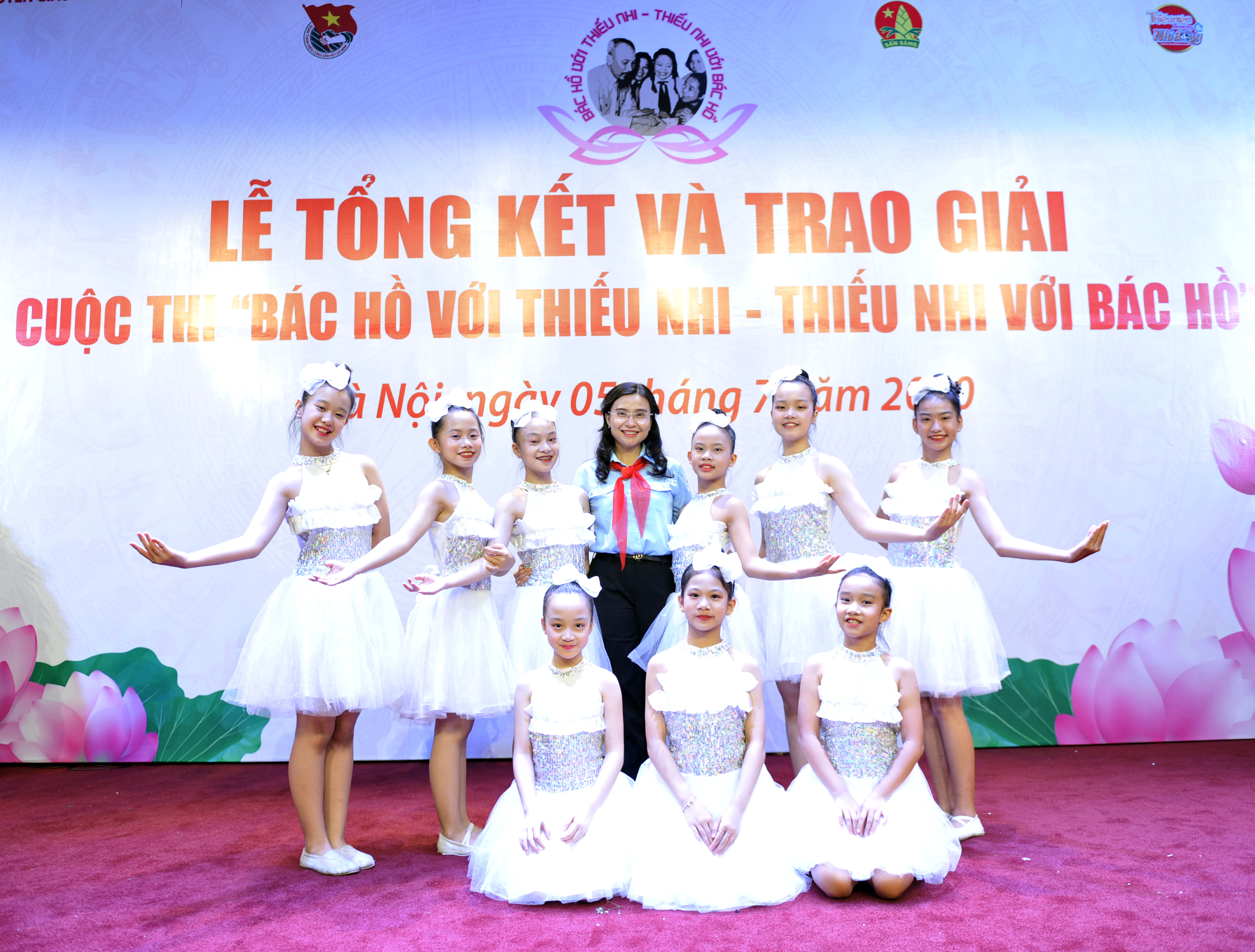 Phát huy vai trò trường học giáo dục cộng sản chủ nghĩa của thiếu nhi