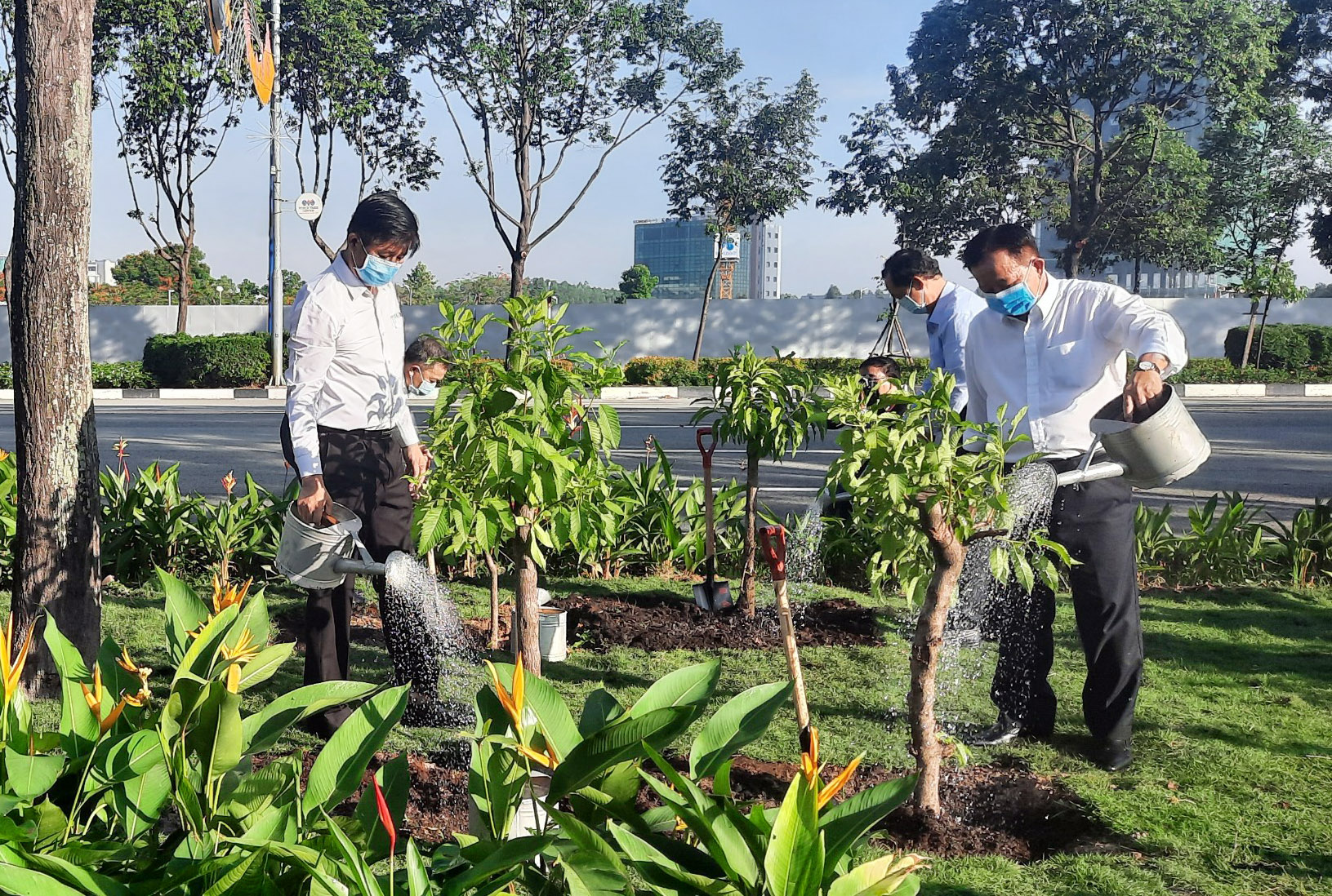 Phát động Tết trồng cây kỷ niệm 131 năm Ngày sinh Chủ tịch Hồ Chí Minh 