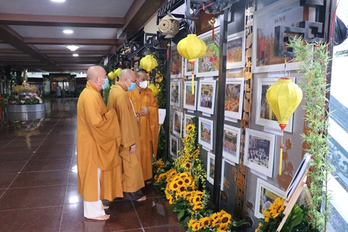 Triển lãm chào mừng 40 năm Giáo hội Phật giáo Việt Nam