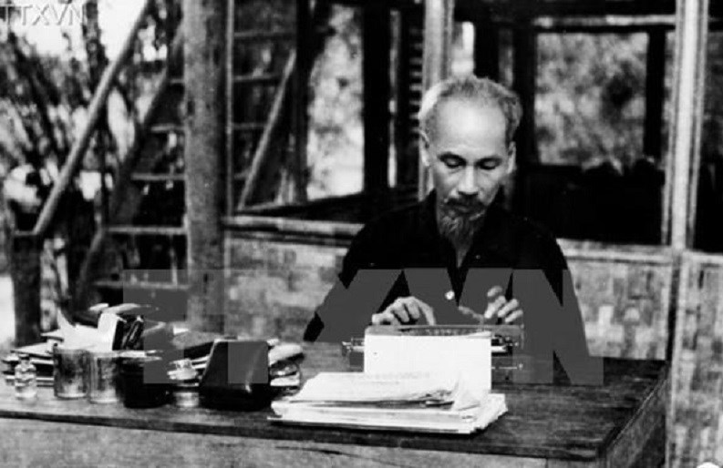 Phê phán những nhận thức lệch lạc về tư tưởng Hồ Chí Minh