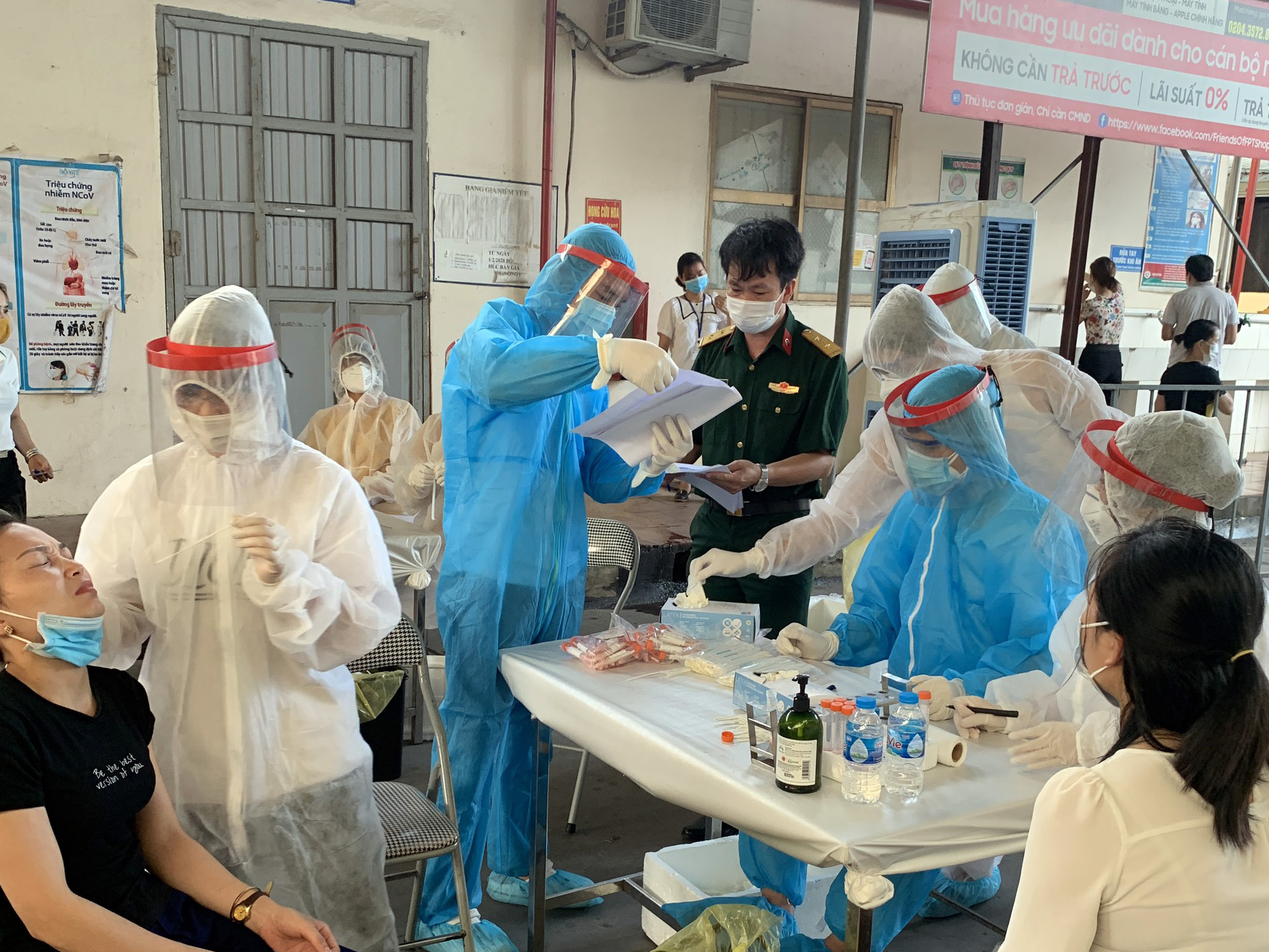 Bộ Quốc phòng thành lập 2 bệnh viện dã chiến tại ổ dịch tỉnh Bắc Ninh và Bắc Giang 