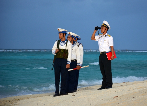 Tuổi trẻ Trường Sa 45 năm trước hướng về Tổng tuyển cử: Khát khao cống hiến, bảo vệ biển, đảo Tổ quốc