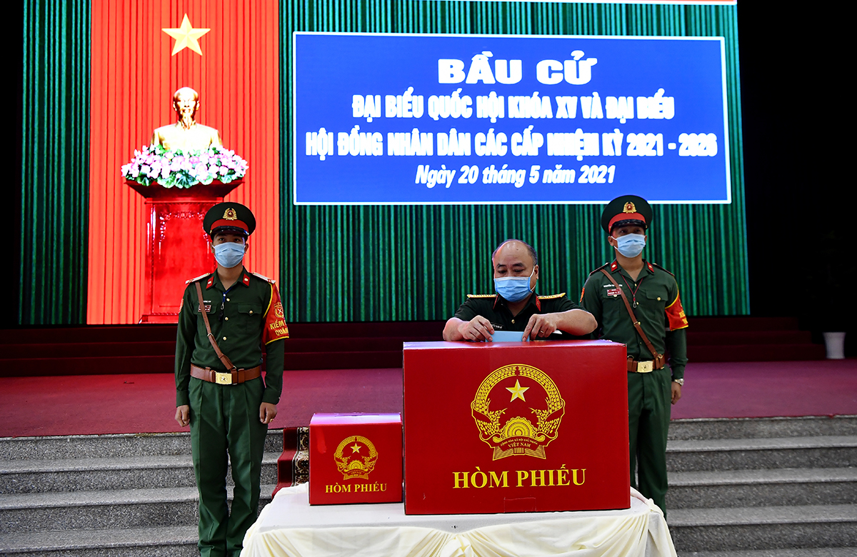 Bộ Chỉ huy Quân sự thành phố Cần Thơ bầu cử sớm