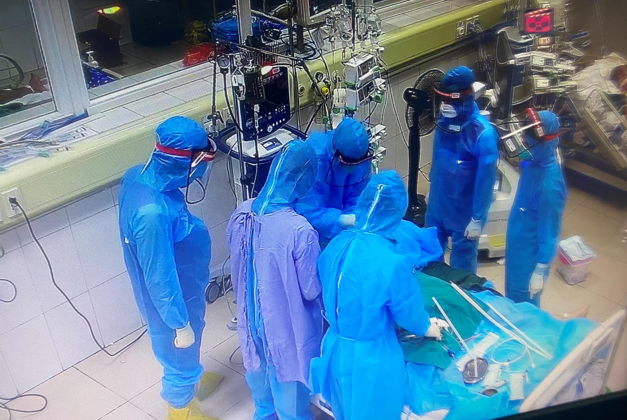 Nhật ký Đối mặt Covid-19:Chiến sĩ tuyến đầu và cuộc chiến 