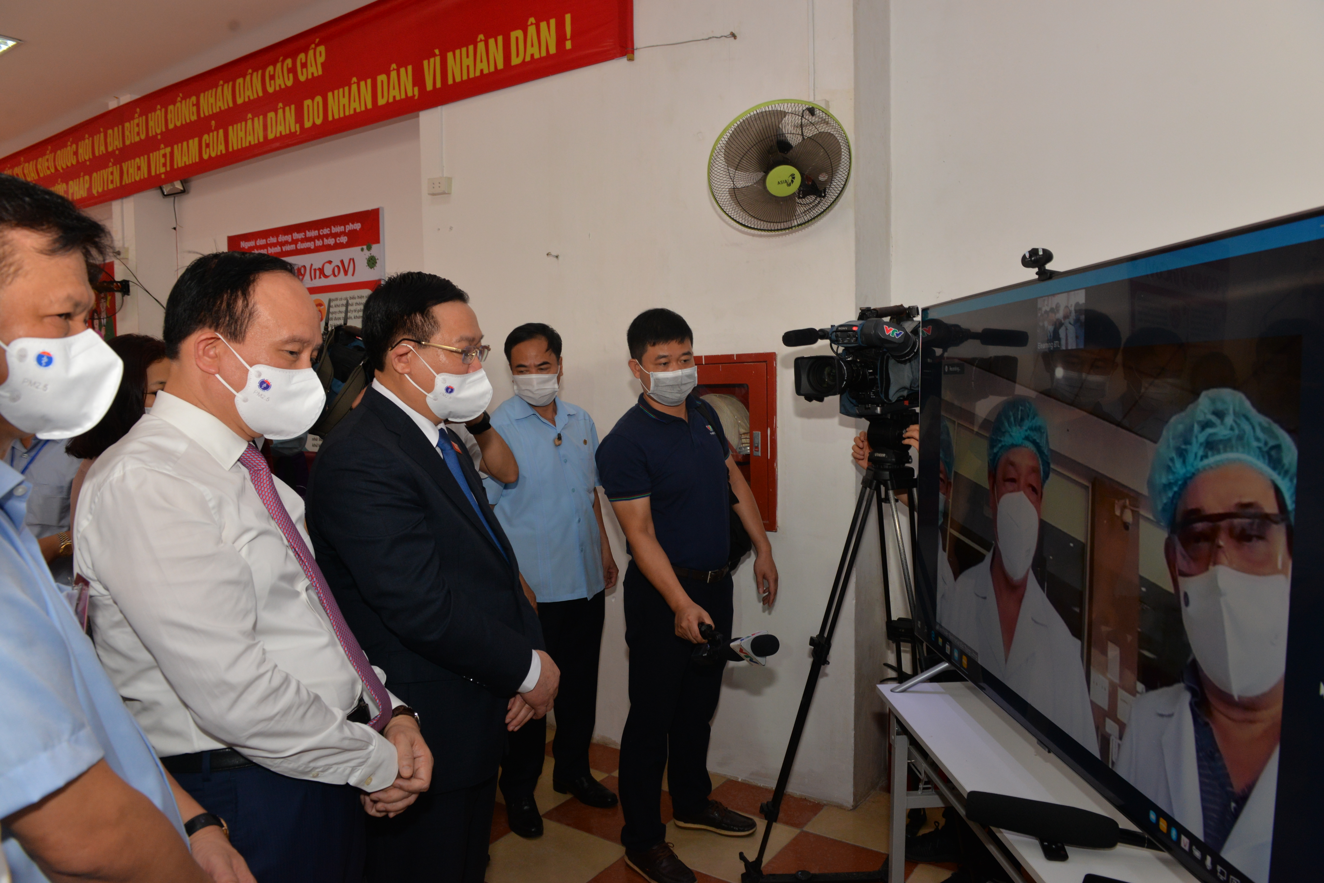 Chúng ta sẽ vượt qua dịch Covid-19, bảo đảm cuộc bầu cử thành công trọn vẹn