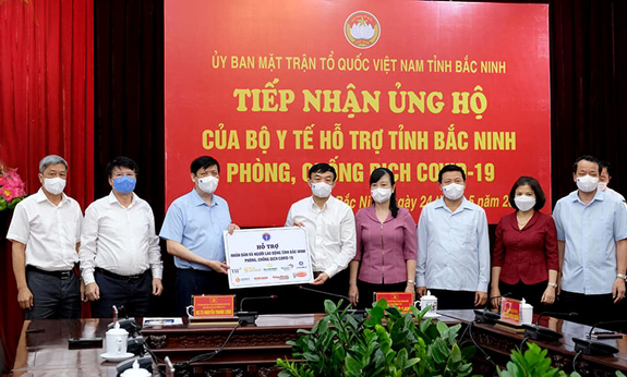 14 doanh nghiệp giúp Bắc Ninh, Bắc Giang vượt khó chống dịch Covid-19