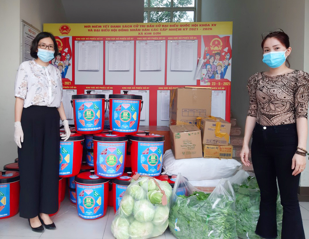 Nghĩa tình thùng nước “8K” 