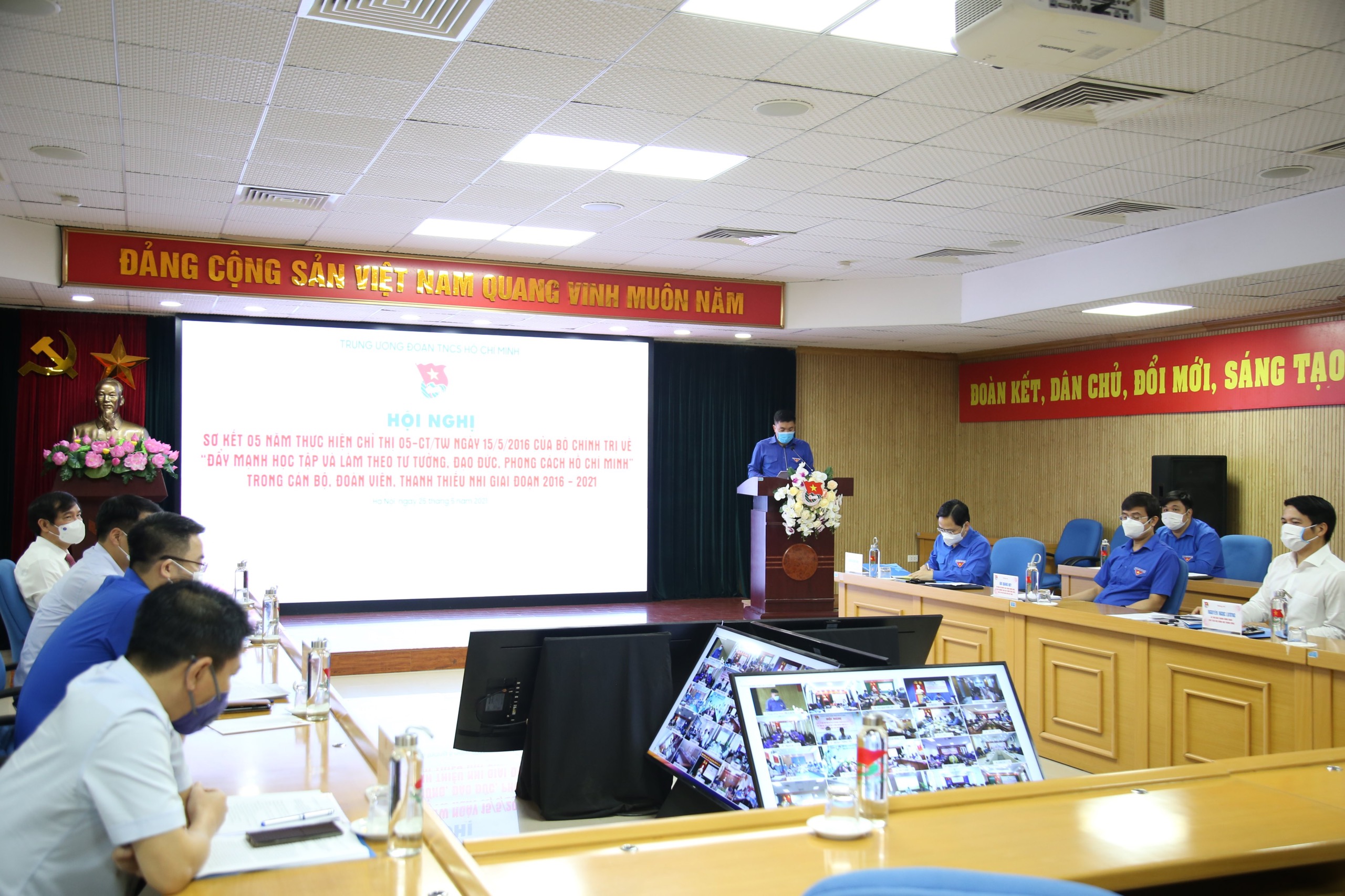 10 tập thể và cá nhân xuất sắc của Quân đội được Trung ương Đoàn tặng Bằng khen

