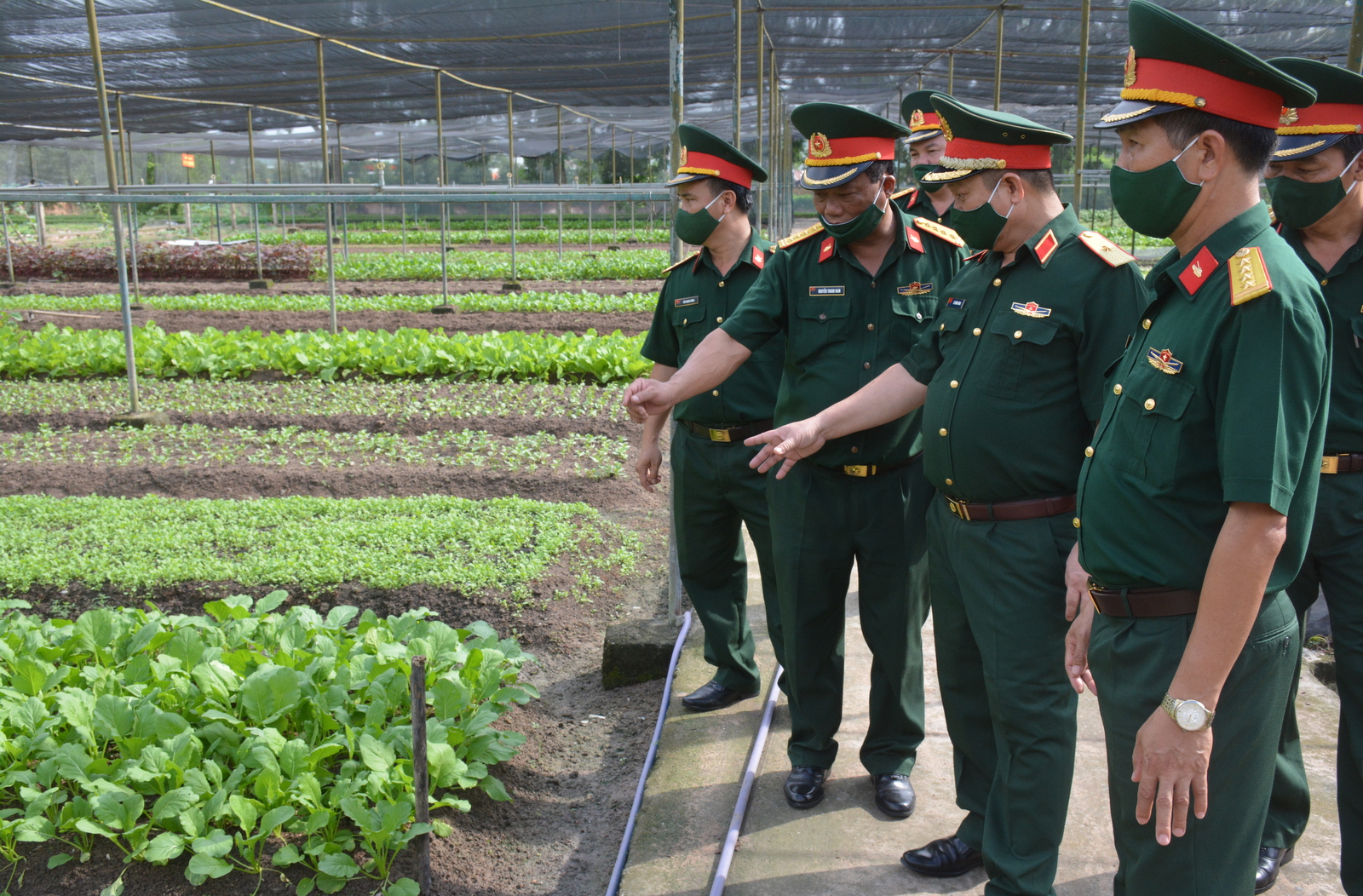 Kiểm tra công tác chuẩn bị Hội thi doanh trại tại Lữ đoàn 22 (Quân đoàn 4)