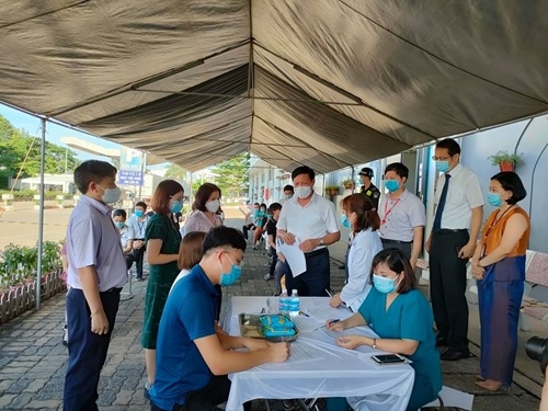 Tỉnh Bắc Ninh phát động tiêm vaccine phòng Covid-19 cho công nhân tại khu công nghiệp